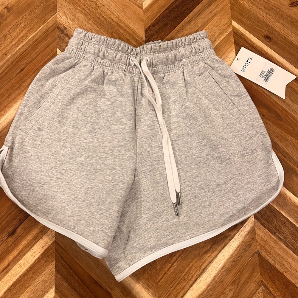 NWT STORI‎ Heather Grey High Waisted Athletic Shorts